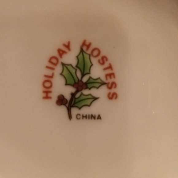 Holiday Hostess Christmas coffee mugs - set of 4 by Fairwinds Inc - Picture 2 of 2